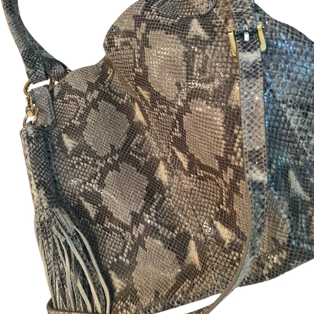 G.I.L.I. Snake Print Shoulder Bag with Tassels - Picture 2 of 5